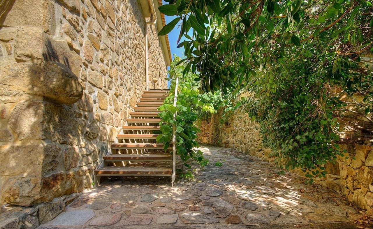 Entre Mer & Maquis, L'Ame De La Corse En Gites De Charme Avec Jacuzzi, Proche Ajaccio Peri 外观 照片